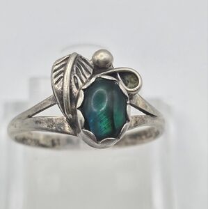 Green Albalone 925 Navajo Ring Size 7